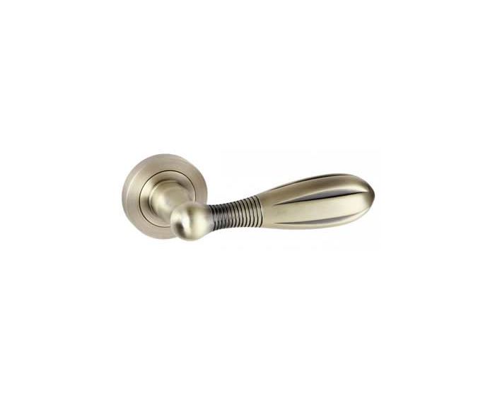 Cambridge Door Lever